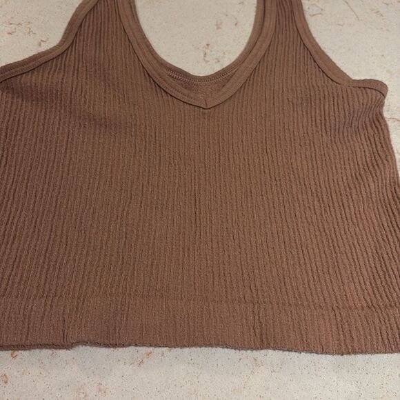 Out from Under ribbed cropped tank SZ Xlarge - Picture 2 of 5